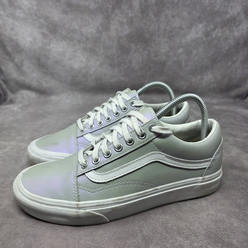 Vans Low Lace Up Shoes Iridescent Metallic Silver Mens 7 Womens 8.5 Holographic
